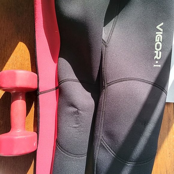 Hevto Childs Full Wetsuit Youth Size 16 Spirit Vigor 3/2 Red Black - Picture 7 of 10